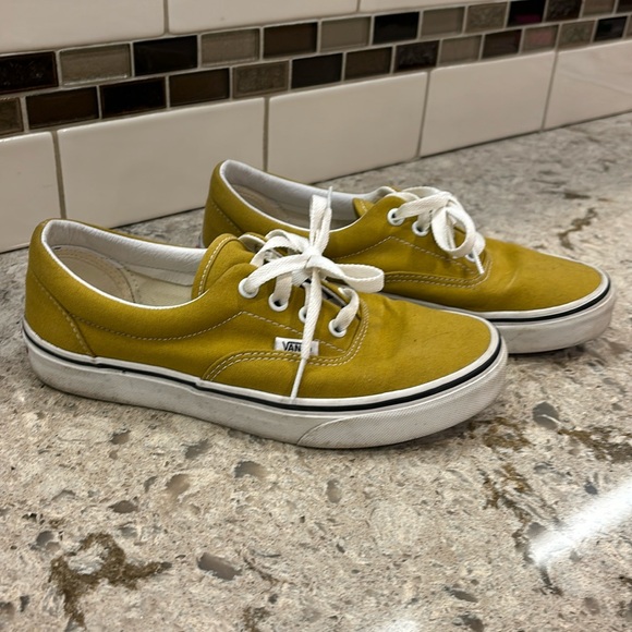 Vans tie front sneaker - Picture 1 of 6